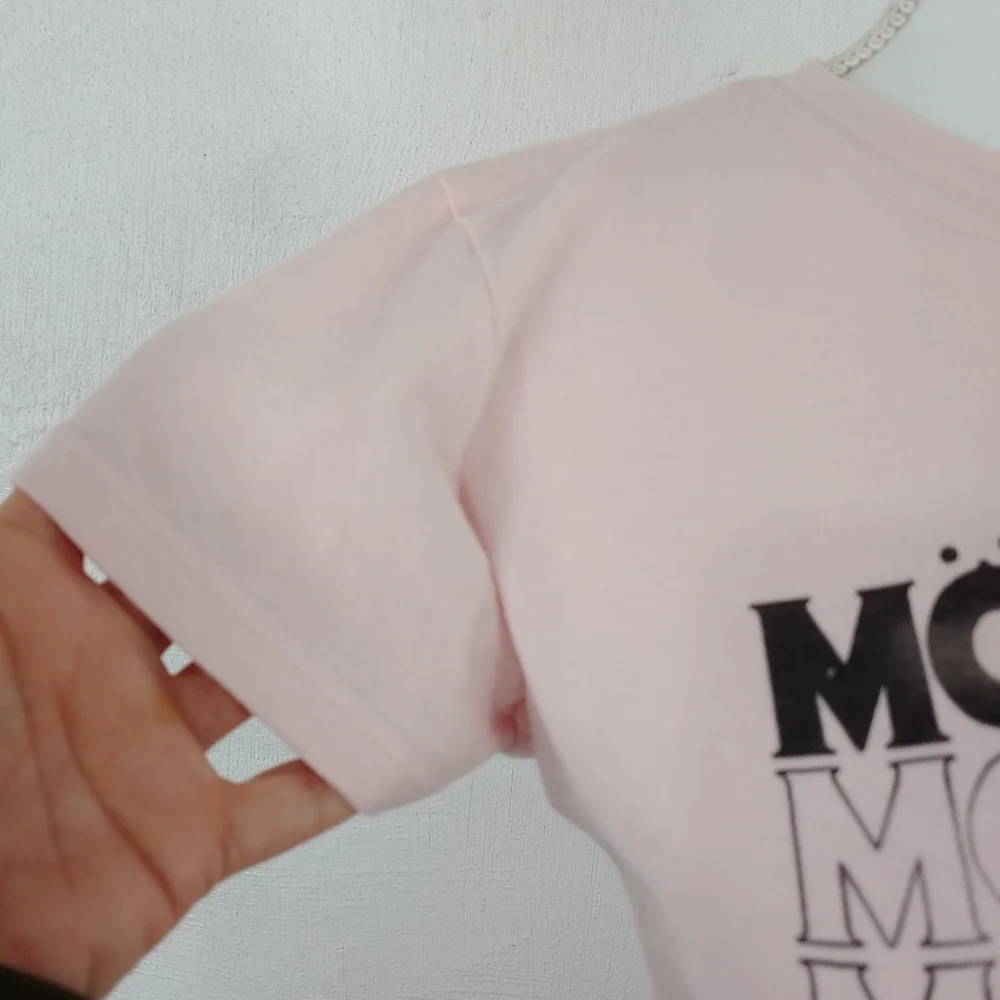 Mötley Crüe Women's Short Sleeve Pink Tee - Picture 8 of 14